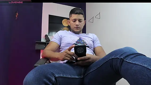 Marcos garcias online show from March 11, 2025, 11:44 am