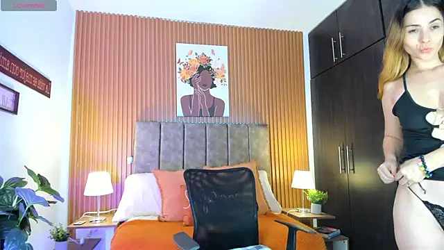 StacyWoods online show from February 27, 2026, 8:42 pm