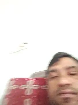 pintuS40 online show from December 22, 2025, 8:50 pm