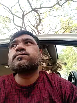 pintuS40 online show from April 15, 2026, 8:43 am