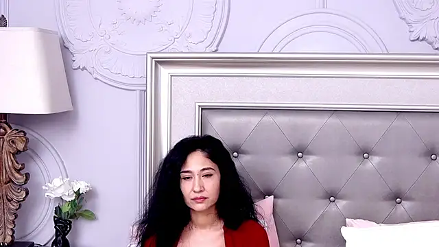 VanessaCulpo online show from February 17, 2025, 6:59 pm