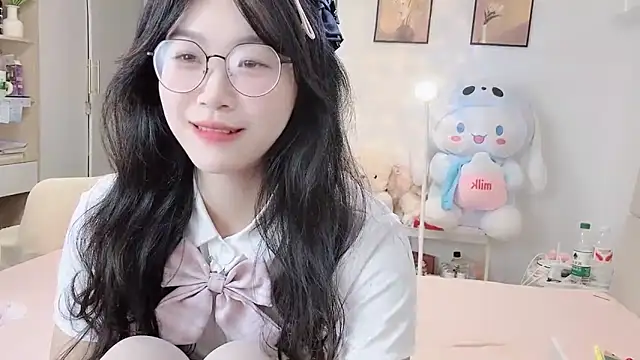 Luminous163 online show from November 9, 2025, 1:09 pm