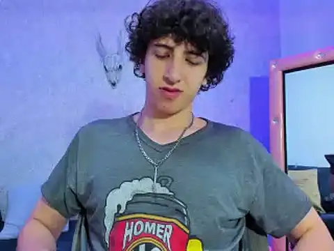 Snapshot of Kerverr_ chatting on January 8, 2025, 3:19 am Kerverr online show from January 8, 2025, 3:19 am