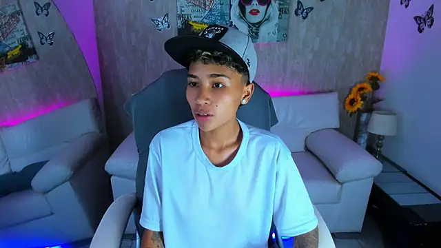 Snapshot of nova_sex01 chatting on December 4, 2025, 4:22 am nova sex01 online show from December 4, 2025, 4:22 am