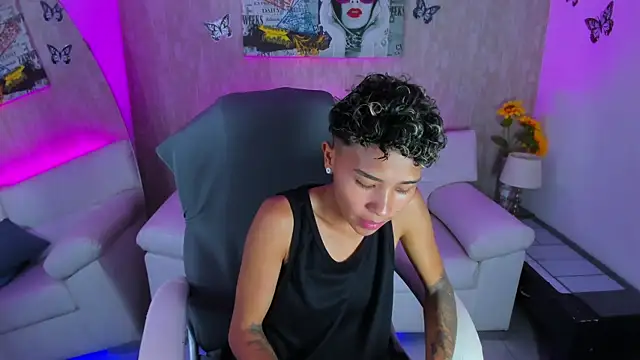 Snapshot of nova_sex01 chatting on January 6, 2026, 3:10 am nova sex01 online show from January 6, 2026, 3:10 am