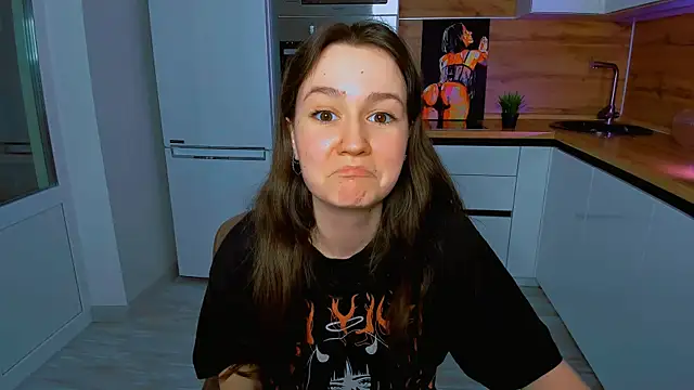 Snapshot of ameli_moon chatting on March 5, 2025, 6:56 pm ameli moon online show from March 5, 2025, 6:56 pm