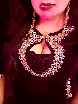 Snapshot of Suhanakhan00 chatting on March 14, 2026, 5:24 am Suhanakhan00 online show from March 14, 2026, 5:24 am