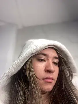 Snapshot of Sophie_LS chatting on February 16, 2025, 3:58 am Sophie LS online show from February 16, 2025, 3:58 am