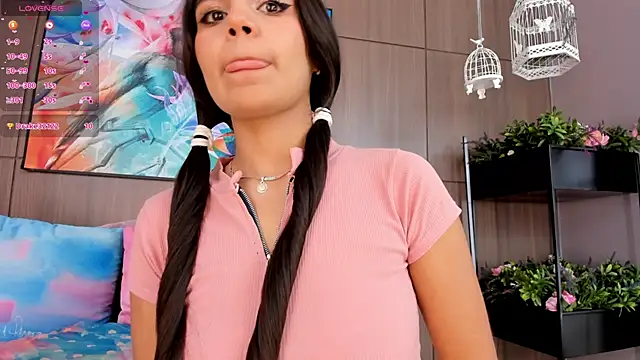 Snapshot of IvyEllis chatting on March 10, 2025, 5:07 pm IvyEllis online show from March 10, 2025, 5:07 pm