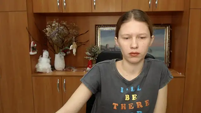 Snapshot of StellaCRL chatting on February 9, 2025, 7:27 am StellaCRL online show from February 9, 2025, 7:27 am