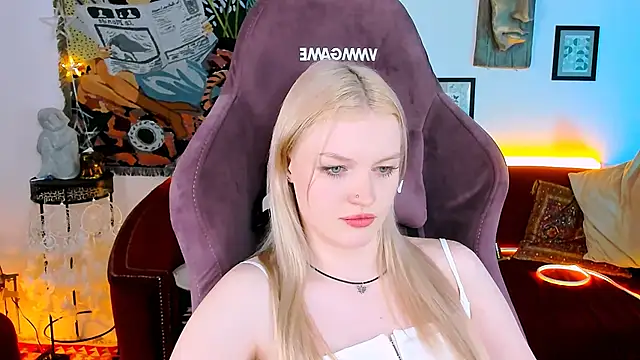 Snapshot of GraceGlamour chatting on January 26, 2025, 8:25 am GraceGlamour online show from January 26, 2025, 8:25 am