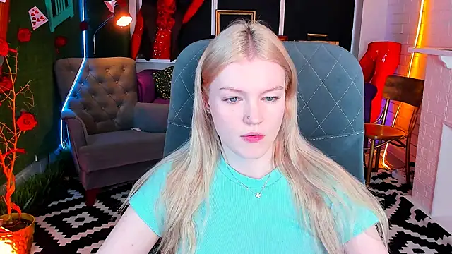 Snapshot of GraceGlamour chatting on February 5, 2025, 5:20 am GraceGlamour online show from February 5, 2025, 5:20 am