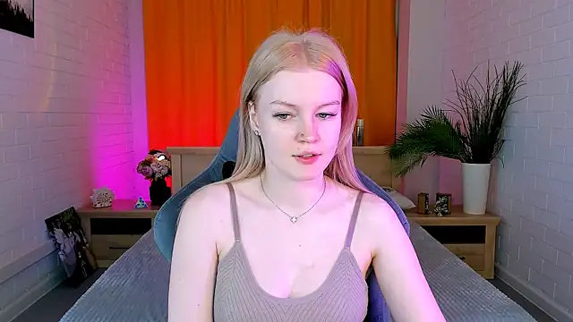 Snapshot of GraceGlamour chatting on February 9, 2025, 5:08 am GraceGlamour online show from February 9, 2025, 5:08 am