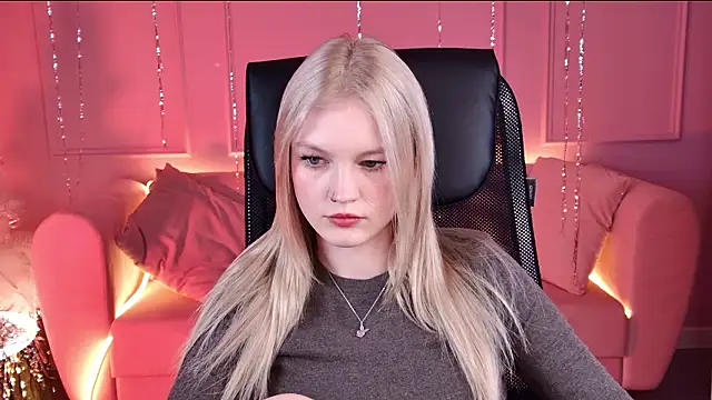 GraceGlamour online show from February 3, 2026, 6:40 am