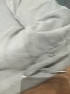 Snapshot of ptrz990 chatting on November 8, 2025, 1:11 pm ptrz990 online show from November 8, 2025, 1:11 pm