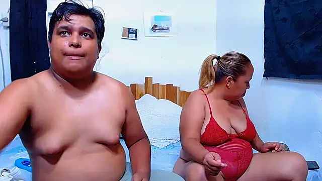 lucasandSofi online show from August 6, 2026, 9:06 pm