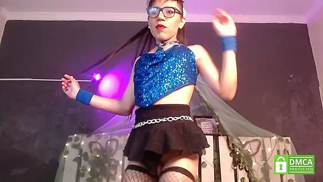 moon hill online show from March 19, 2025, 10:42 pm