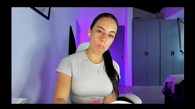 Snapshot of Sara_lopez_28 chatting on July 28, 2026, 12:59 pm Sara lopez 28 online show from July 28, 2026, 12:59 pm