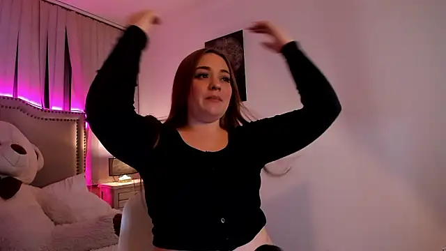 Snapshot of Valentina_Se chatting on December 7, 2024, 4:20 am Valentina Se online show from December 7, 2024, 4:20 am