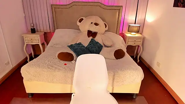 Snapshot of Valentina_Se chatting on January 22, 2025, 3:31 am Valentina Se online show from January 22, 2025, 3:31 am