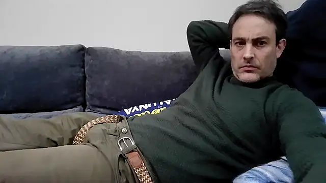 basquehotboy online show from December 10, 2024, 10:47 pm