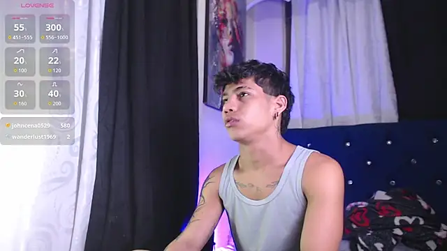 Sexys Boys Hot1 online show from March 21, 2026, 1:32 am