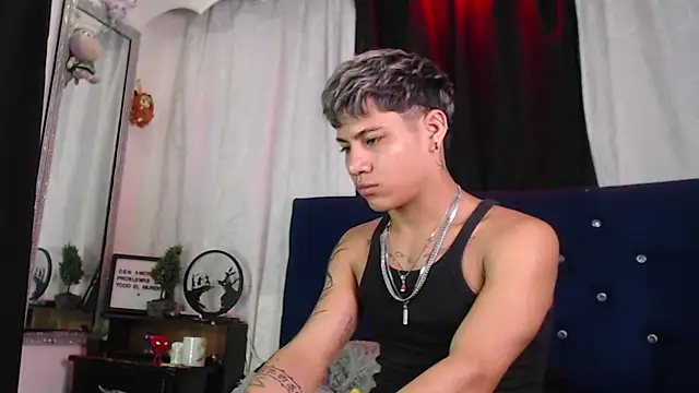 Snapshot of Sexys_Boys_Hot1 chatting on June 25, 2026, 5:12 am Sexys Boys Hot1 online show from June 25, 2026, 5:12 am