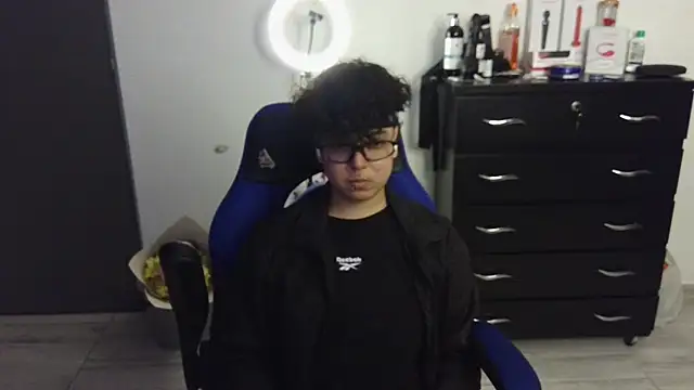 Snapshot of thomascooper7 chatting on January 25, 2025, 3:30 am thomascooper7 online show from January 25, 2025, 3:30 am