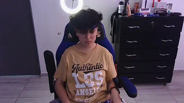 Snapshot of thomascooper7 chatting on February 7, 2025, 9:26 pm thomascooper7 online show from February 7, 2025, 9:26 pm