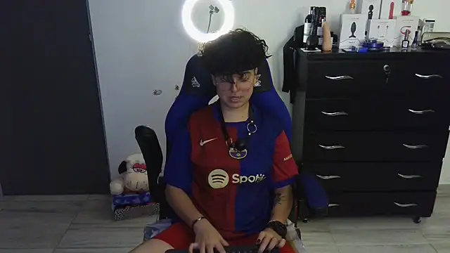 Snapshot of thomascooper7 chatting on March 1, 2025, 1:53 am thomascooper7 online show from March 1, 2025, 1:53 am