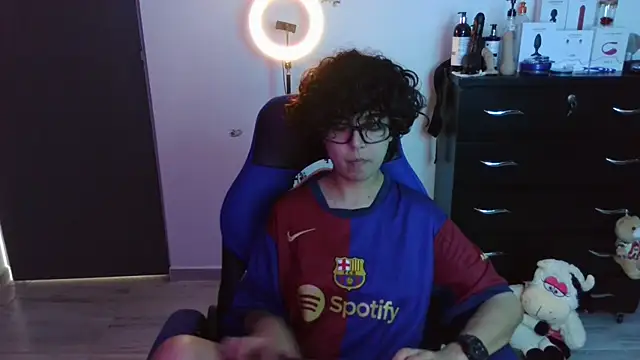 Snapshot of thomascooper7 chatting on October 26, 2025, 7:09 pm thomascooper7 online show from October 26, 2025, 7:09 pm