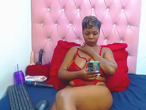 DarkGorgeous online show from November 11, 2025, 4:56 am