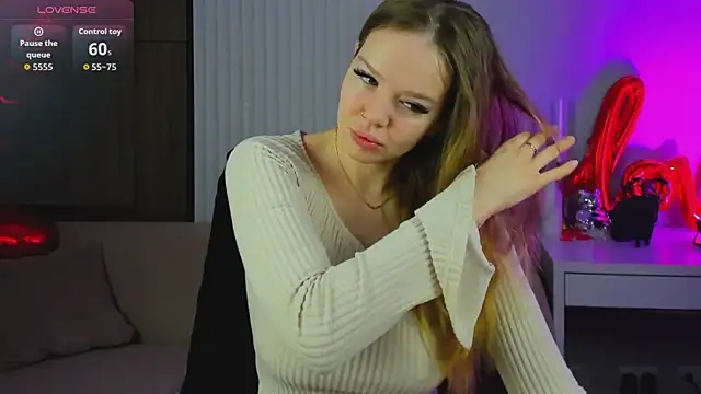 Eva Conors  online show from April 1, 2026, 12:55 am