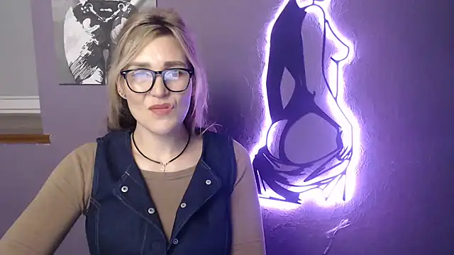  sexy lady online show from January 14, 2026, 1:50 pm