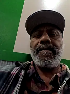 Snapshot of yasohw chatting on January 1, 2025, 5:11 am yasohw online show from January 1, 2025, 5:11 am