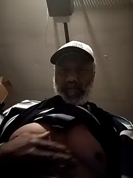 Snapshot of yasohw chatting on January 13, 2025, 10:24 pm yasohw online show from January 13, 2025, 10:24 pm