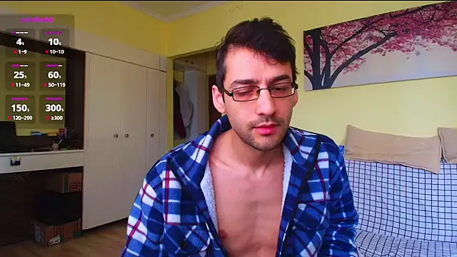 Snapshot of HungEddy chatting on March 23, 2026, 11:03 am HungEddy online show from March 23, 2026, 11:03 am