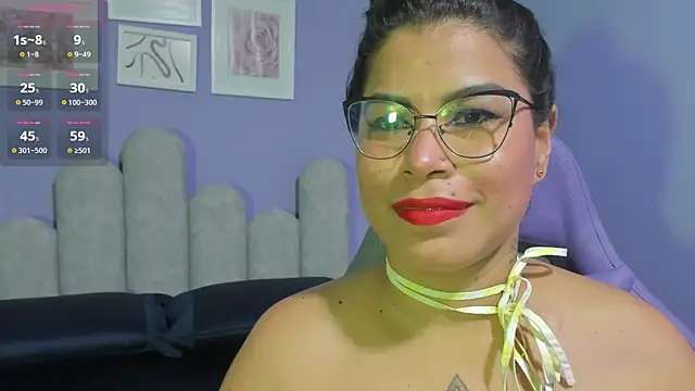 Snapshot of Sam_foox chatting on November 9, 2025, 4:33 am Sam foox online show from November 9, 2025, 4:33 am