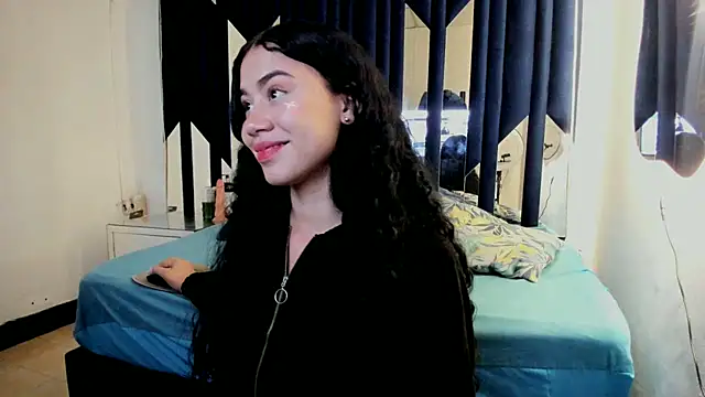 Sofia-candyht online show from December 22, 2024, 4:39 am