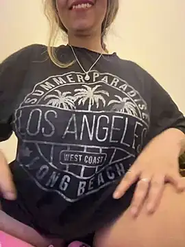 Snapshot of maskinamy chatting on December 28, 2024, 11:05 pm maskinamy online show from December 28, 2024, 11:05 pm