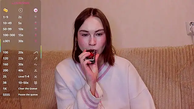 Snapshot of sleeeep_y chatting on March 29, 2026, 8:53 pm sleeeep y online show from March 29, 2026, 8:53 pm