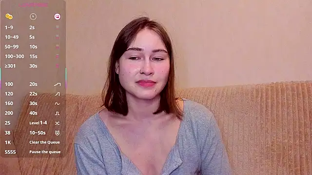 Snapshot of sleeeep_y chatting on April 13, 2026, 8:36 pm sleeeep y online show from April 13, 2026, 8:36 pm