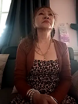 Baby-sexysweet69 online show from November 11, 2025, 12:21 am