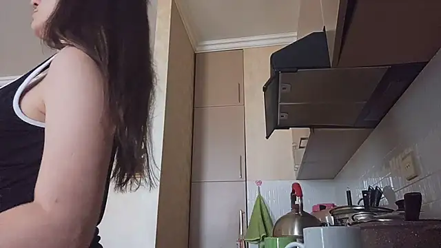 AlejandraDelaney online show from December 11, 2024, 12:34 pm