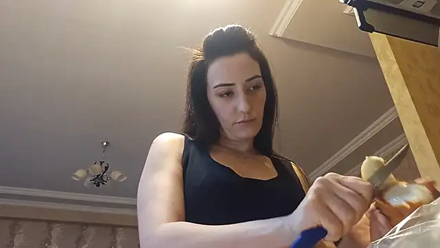 AlejandraDelaney online show from November 27, 2025, 1:13 pm