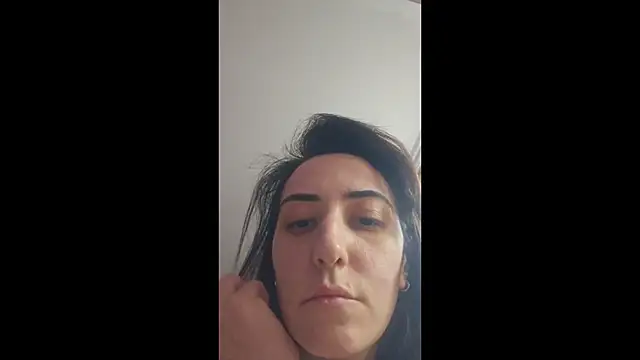 Snapshot of AlejandraDelaney chatting on April 25, 2026, 1:41 pm AlejandraDelaney online show from April 25, 2026, 1:41 pm