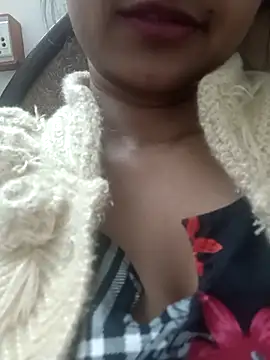 Snapshot of Rajni-Mehra chatting on February 7, 2025, 11:01 am Rajni-Mehra online show from February 7, 2025, 11:01 am