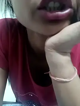 Snapshot of Rajni-Mehra chatting on February 10, 2025, 9:47 pm Rajni-Mehra online show from February 10, 2025, 9:47 pm