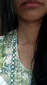 Snapshot of Rajni-Mehra chatting on February 14, 2025, 12:03 pm Rajni-Mehra online show from February 14, 2025, 12:03 pm