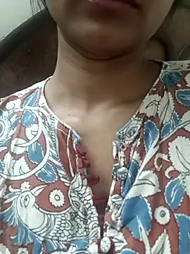 Snapshot of Rajni-Mehra chatting on February 21, 2025, 5:46 am Rajni-Mehra online show from February 21, 2025, 5:46 am